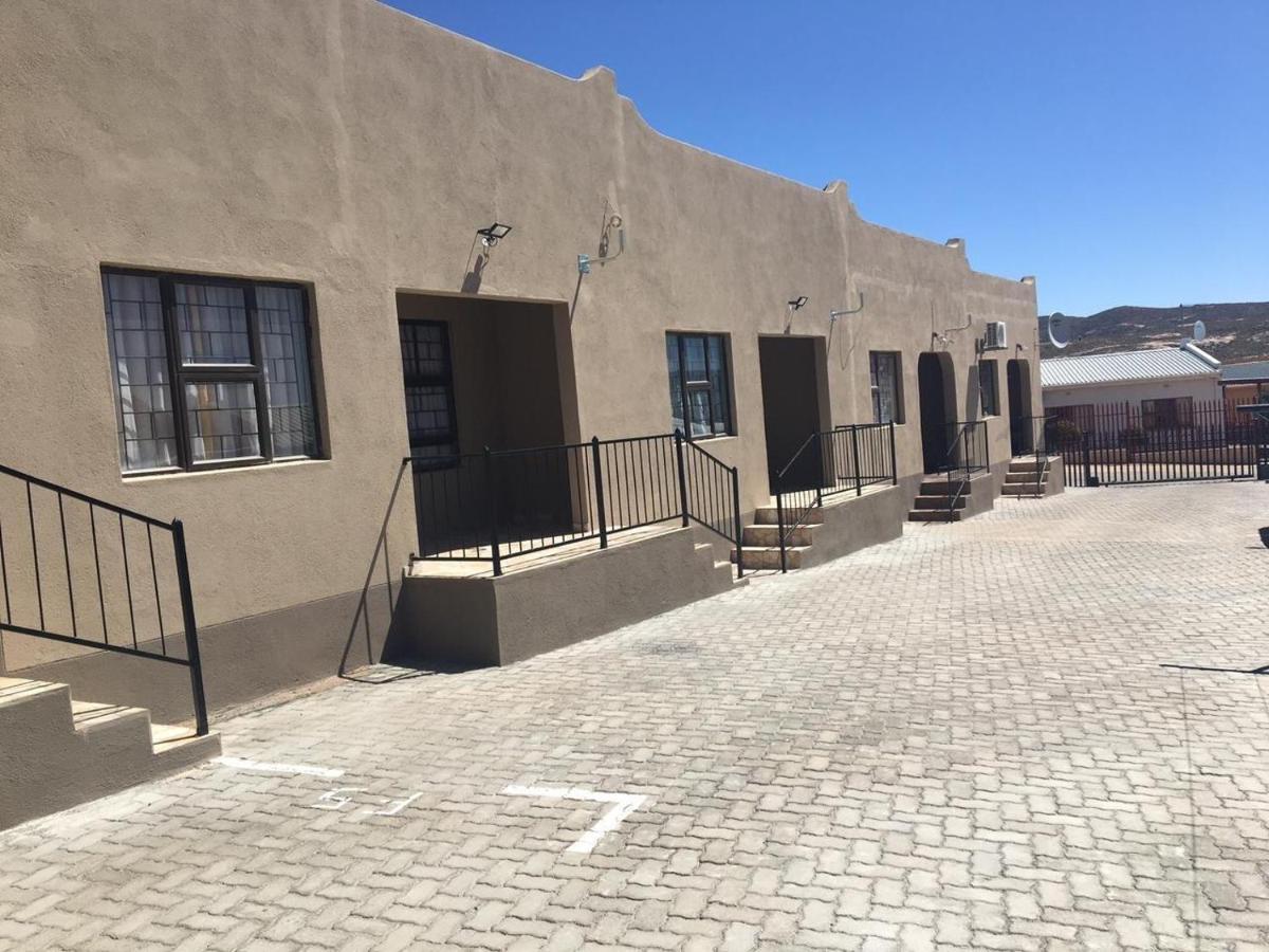 Home Sweet Home Springbok Bagian luar foto