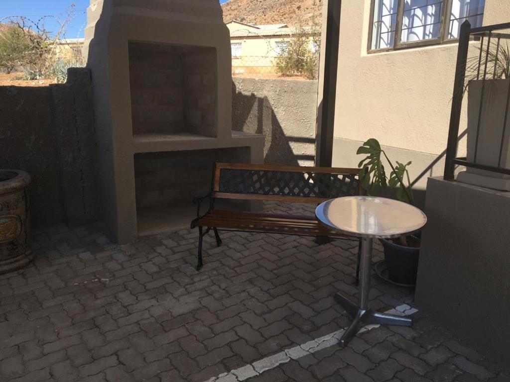 Home Sweet Home Springbok Bagian luar foto